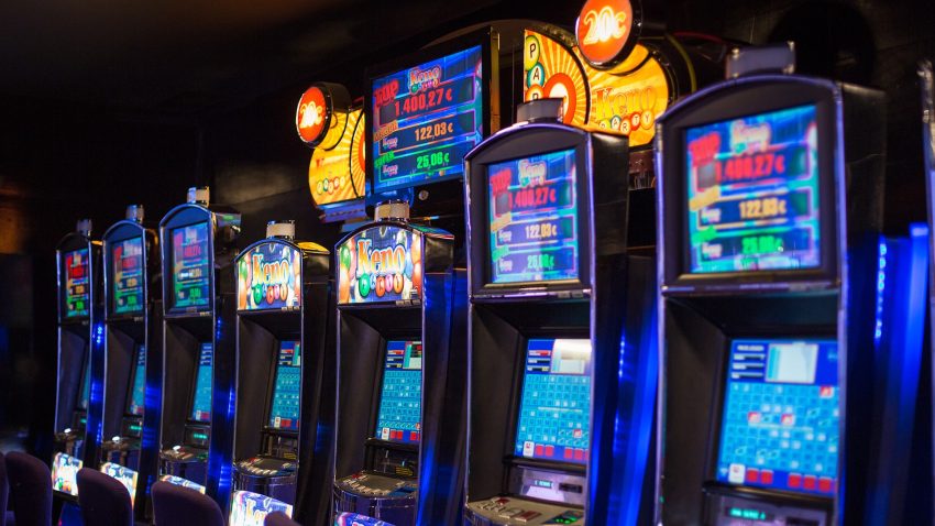 Spin and Win Slot Machine Strategies