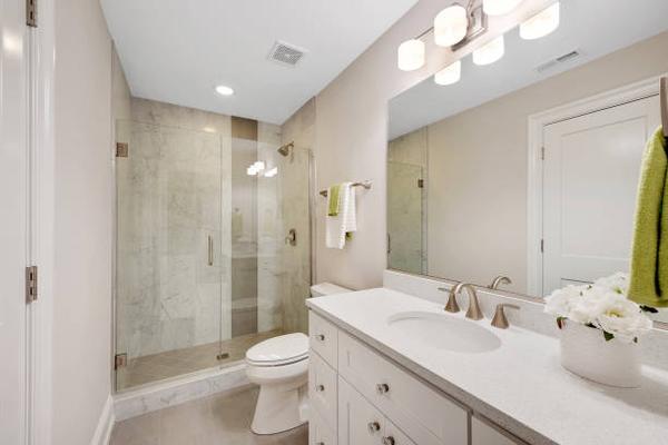 Functional and Stylish Bathroom Remodeling Tips